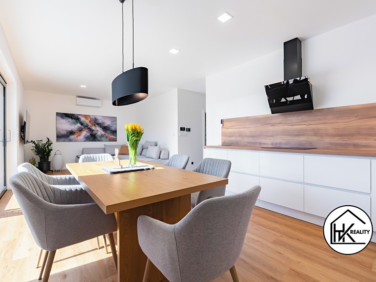Prodej rodinného domu 94 m², pozemek 286 m² - foto 6
