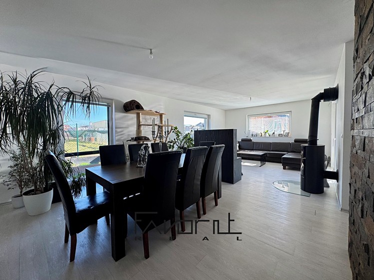 Prodej rodinného domu 137 m², pozemek 1 008 m² - foto 8