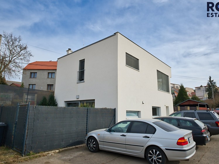 Prodej  rodinného domu 140 m², pozemek 133 m² - foto 4