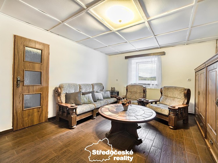 Prodej rodinného domu 240 m², pozemek 721 m² - foto 5