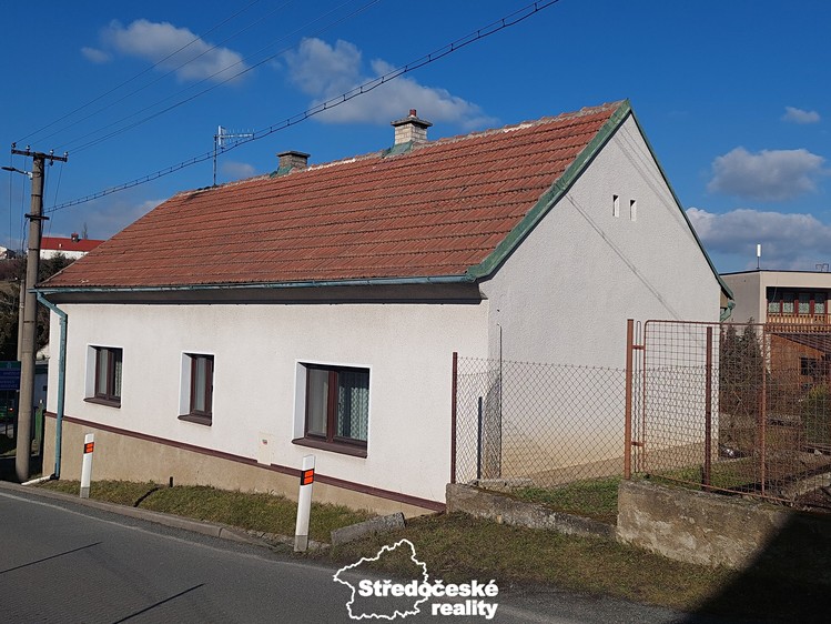 Prodej rodinného domu 61 m², pozemek 300 m² - foto 1