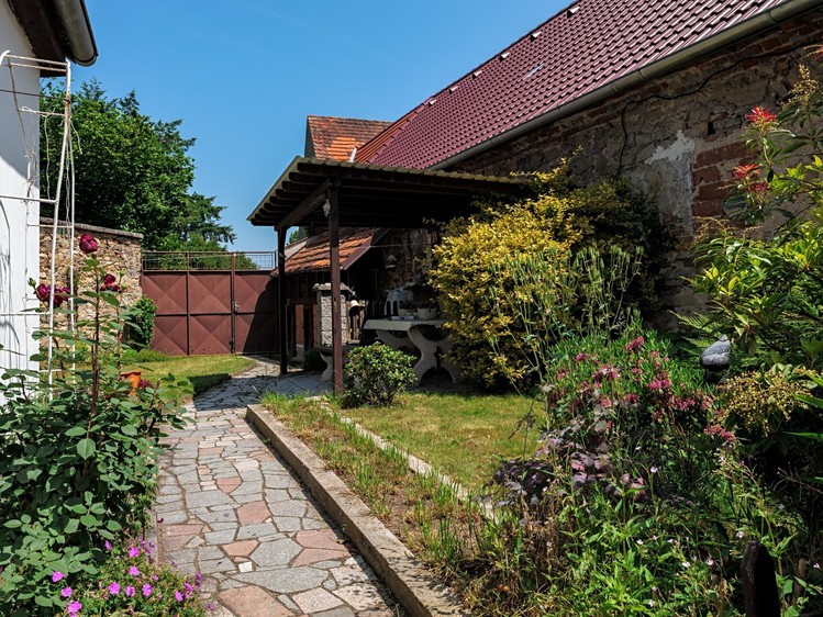 Prodej rodinného domu 139 m², pozemek 390 m² - foto 6