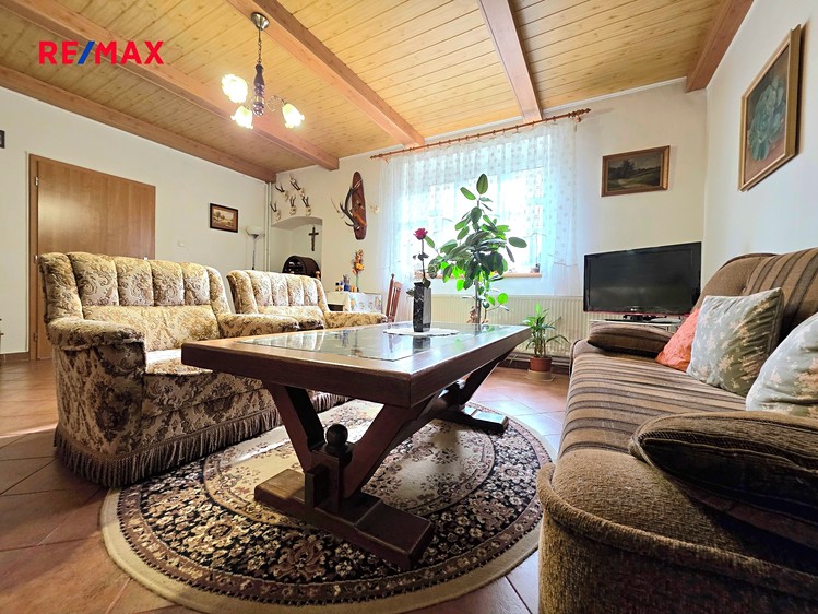 Prodej rodinného domu 191 m², pozemek 3 739 m² - foto 6