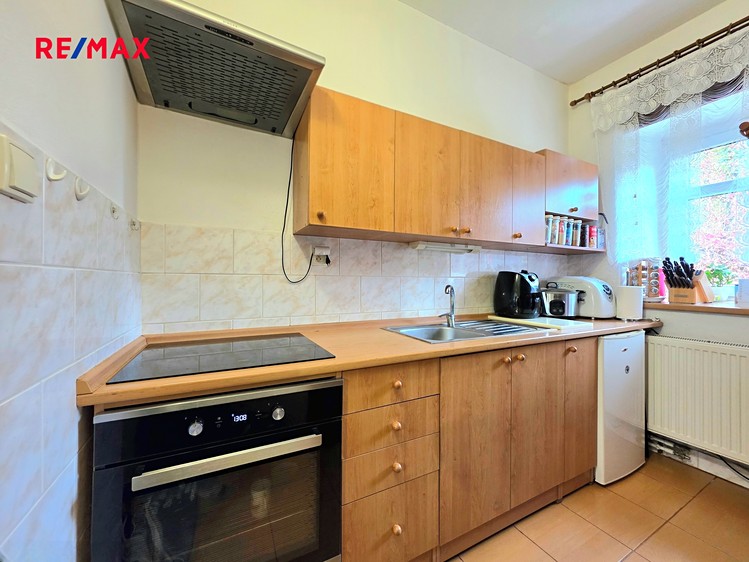 Prodej rodinného domu 191 m², pozemek 3 739 m² - foto 8