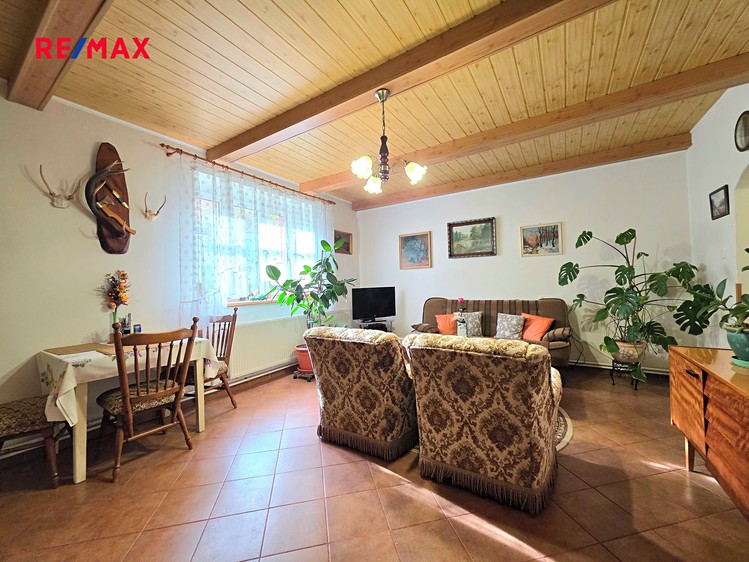 Prodej rodinného domu 191 m², pozemek 3 739 m² - foto 7