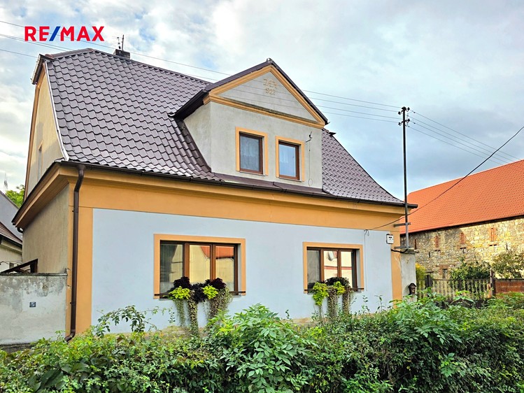 Prodej rodinného domu 118 m², pozemek 2 651 m² - foto 1