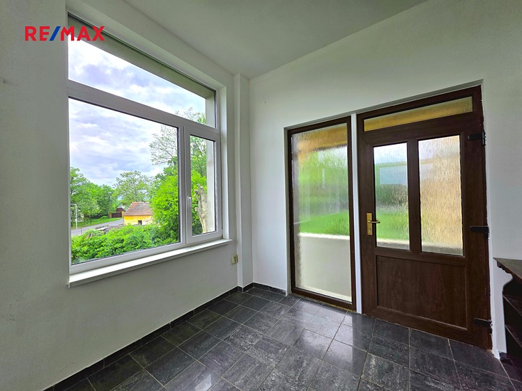 Prodej rodinného domu 732 m², pozemek 14 444 m² - foto 5