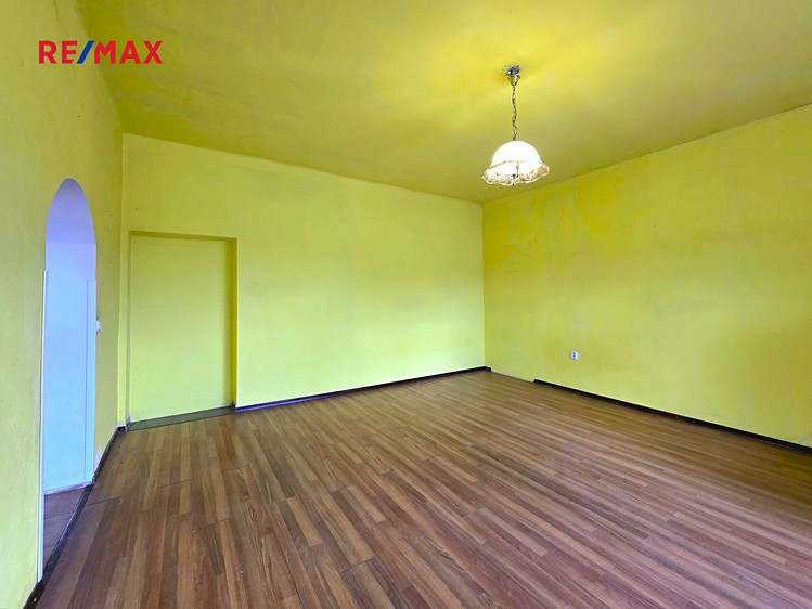 Prodej rodinného domu 732 m², pozemek 14 444 m² - foto 7