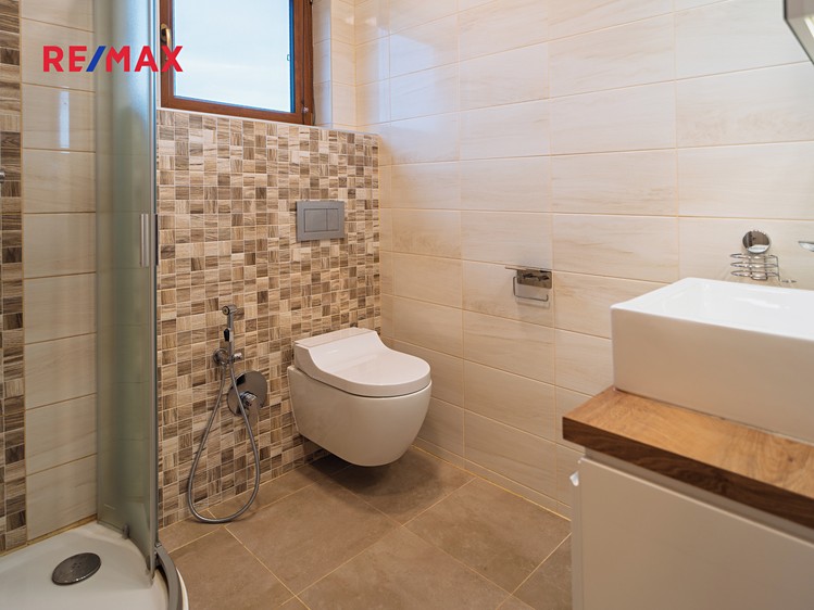 Prodej rodinného domu 120 m², pozemek 895 m² - foto 8
