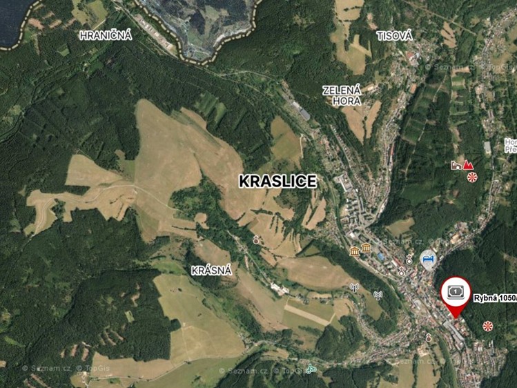 Prodej vily 420 m², pozemek 922 m² - foto 1