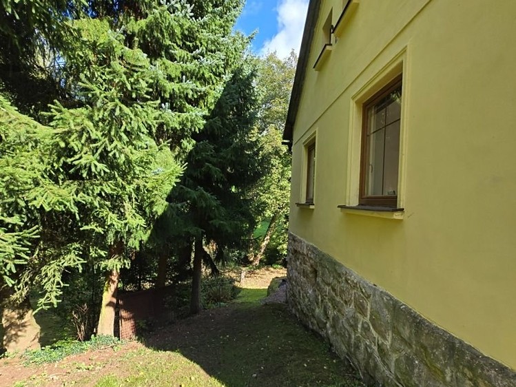 Prodej rodinného domu 92 m², pozemek 1 544 m² - foto 8