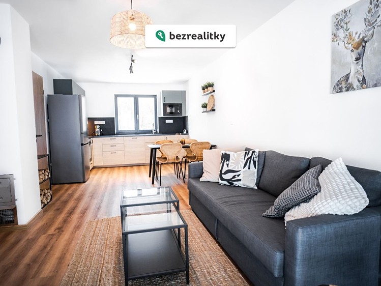 Prodej rodinného domu 195 m², pozemek 571 m² - foto 7