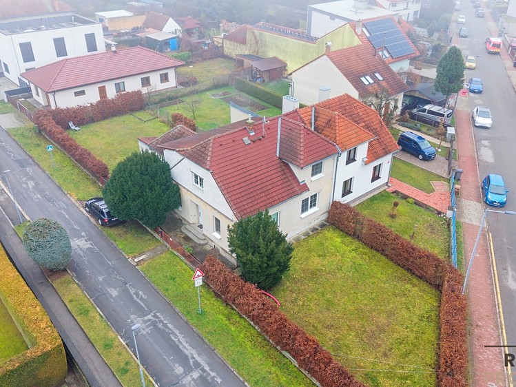 Prodej  rodinného domu 164 m², pozemek 656 m² - foto 4