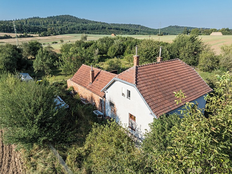 Prodej rodinného domu 100 m², pozemek 3 004 m² - foto 7