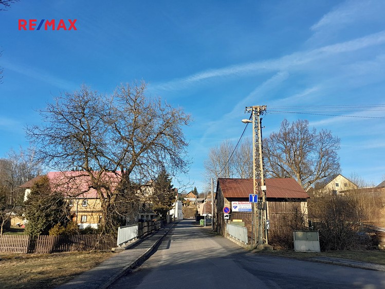 Prodej rodinného domu 90 m², pozemek 811 m² - foto 2
