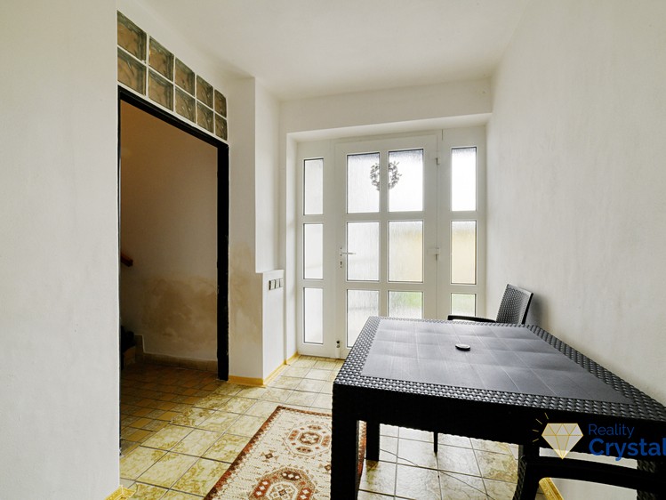 Prodej rodinného domu 450 m², pozemek 916 m² - foto 6