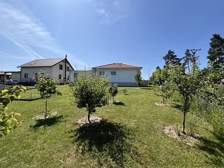 Prodej rodinného domu 101 m², pozemek 848 m² - foto 8