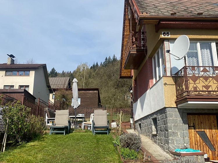Prodej rodinného domu 200 m², pozemek 820 m² - foto 3
