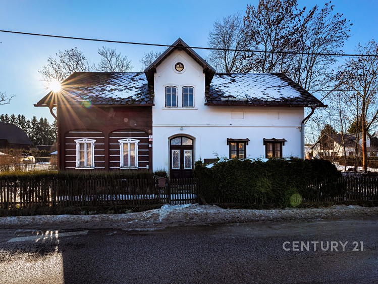 Prodej rodinného domu 120 m², pozemek 1 036 m² - foto 1