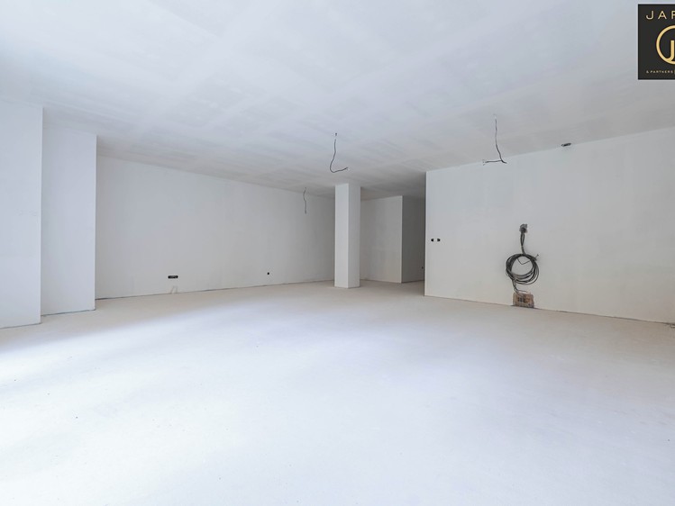 Prodej rodinného domu 185 m², pozemek 345 m² - foto 6