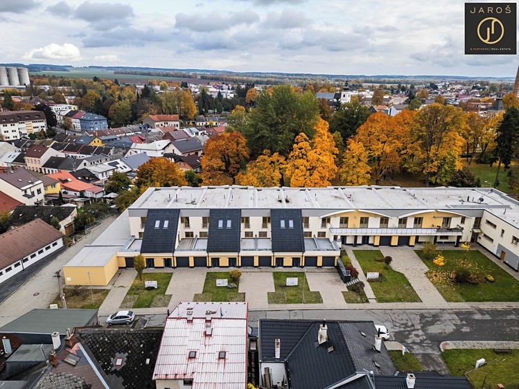 Prodej rodinného domu 185 m², pozemek 345 m² - foto 5