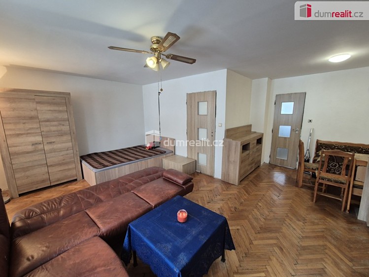Prodej rodinného domu 120 m², pozemek 100 m² - foto 3