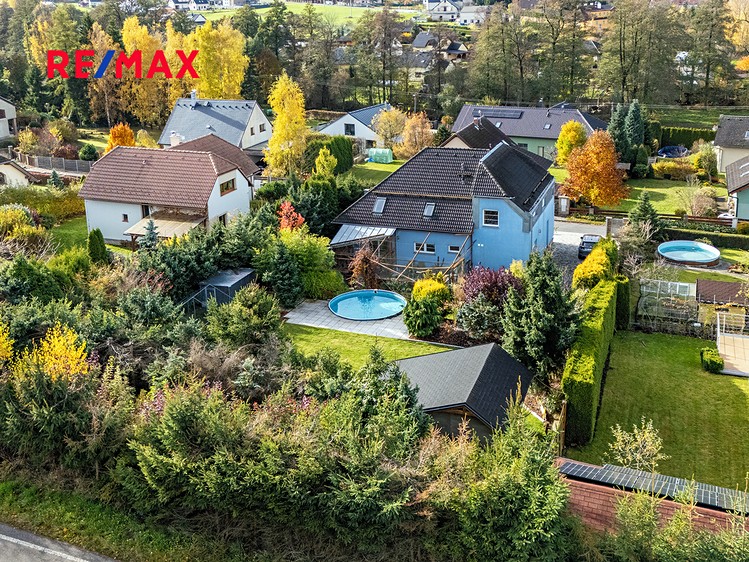 Prodej  rodinného domu 208 m², pozemek 1 243 m² - foto 5