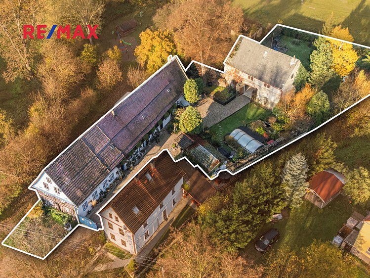 Prodej rodinného domu 320 m², pozemek 2 299 m² - foto 6