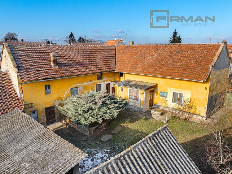 Prodej rodinného domu 400 m², pozemek 1 899 m² - foto 5