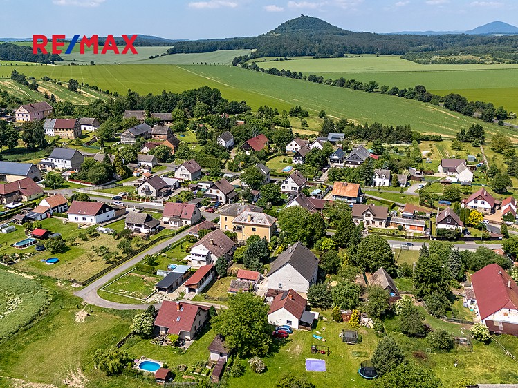 Prodej  vícegeneračního domu 611 m², pozemek 679 m² - foto 5