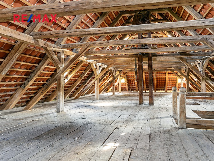 Prodej  zemědělské usedlosti 2 500 m², pozemek 6 610 m² - foto 8