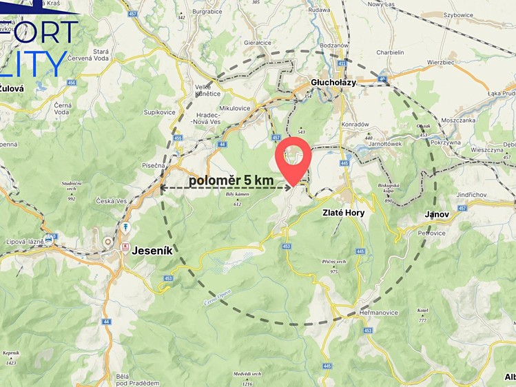 Prodej rodinného domu 252 m², pozemek 647 m² - foto 4