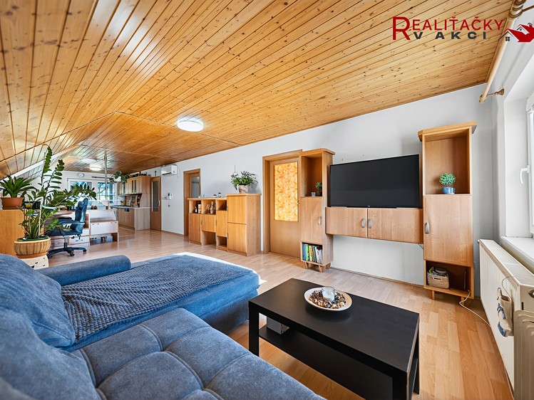 Prodej  rodinného domu 93 m², pozemek 305 m² - foto 5