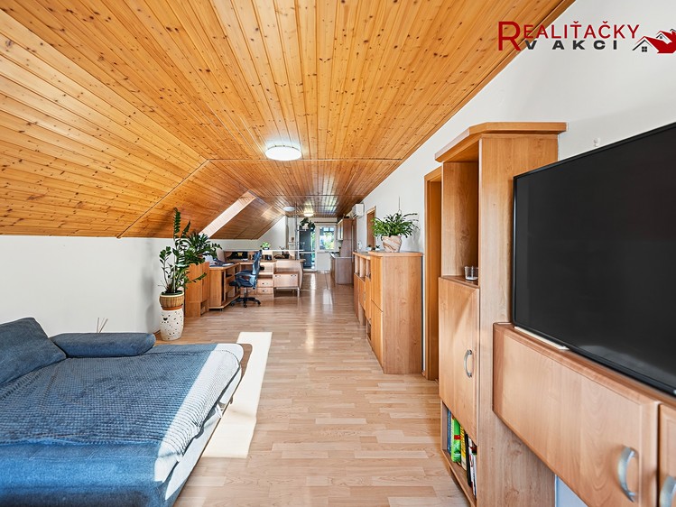 Prodej  rodinného domu 93 m², pozemek 305 m² - foto 6