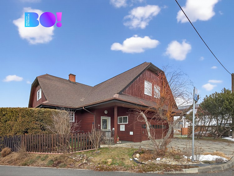 Prodej rodinného domu 280 m², pozemek 446 m² - foto 1