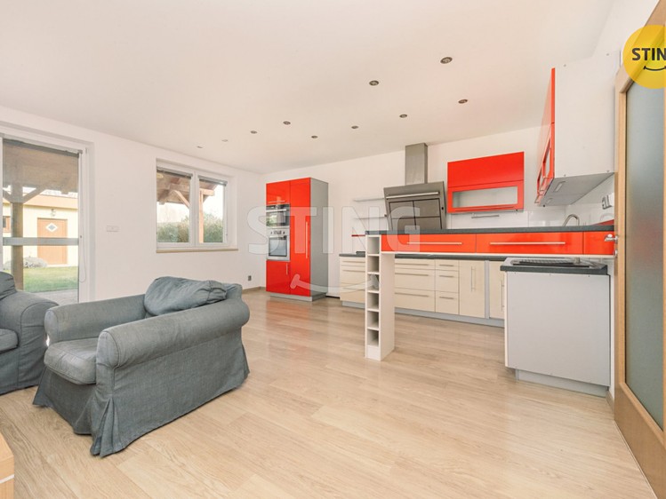 Prodej rodinného domu 148 m², pozemek 235 m² - foto 4