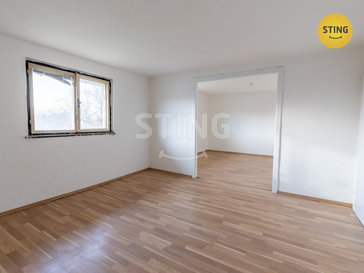 Prodej rodinného domu 110 m², pozemek 680 m² - foto 3