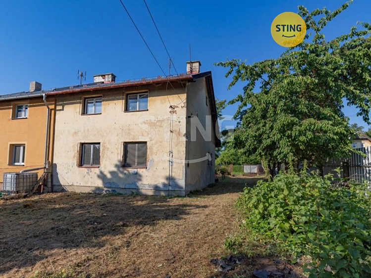 Prodej rodinného domu 110 m², pozemek 680 m² - foto 1