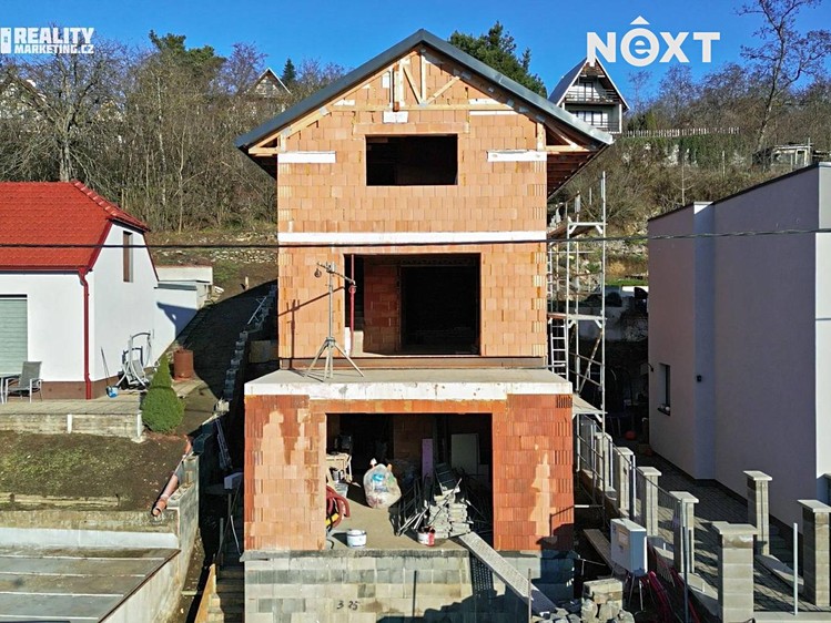 Prodej rodinného domu 176 m², pozemek 460 m² - foto 3