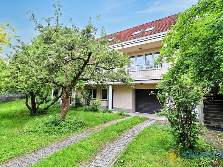 Prodej rodinného domu 337 m², pozemek 1 319 m² - foto 2