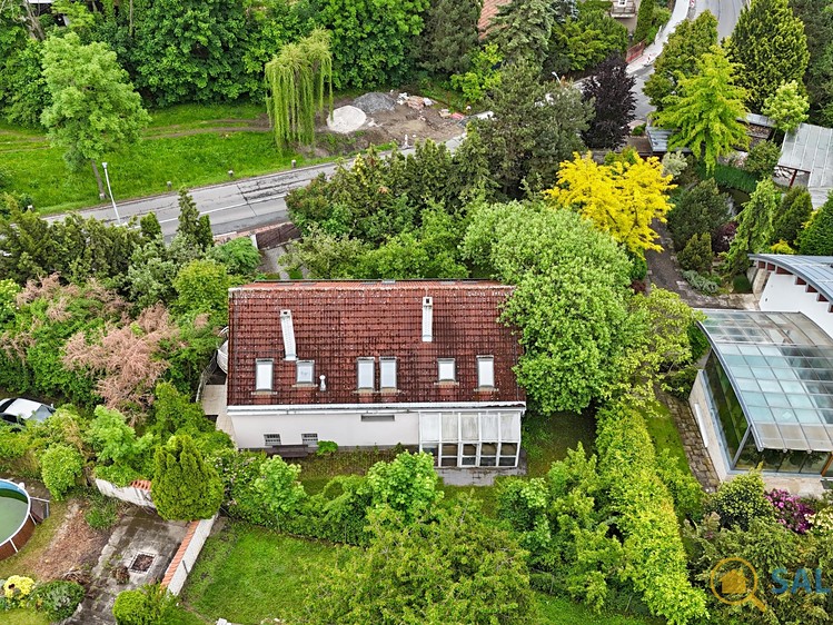 Prodej rodinného domu 337 m², pozemek 1 319 m² - foto 3