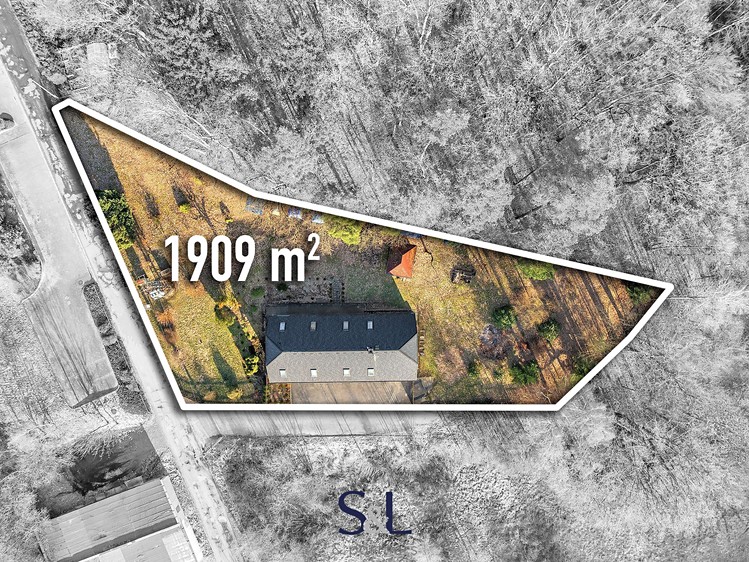 Prodej rodinného domu 201 m², pozemek 1 909 m² - foto 2