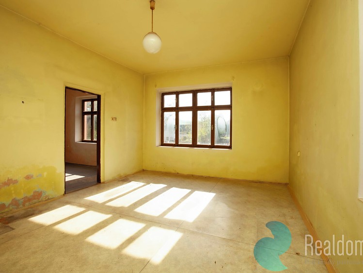 Prodej vícegeneračního domu 204 m², pozemek 1 296 m² - foto 5