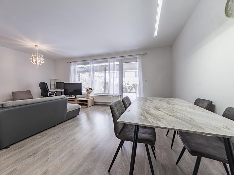 Prodej rodinného domu 137 m², pozemek 192 m² - foto 8