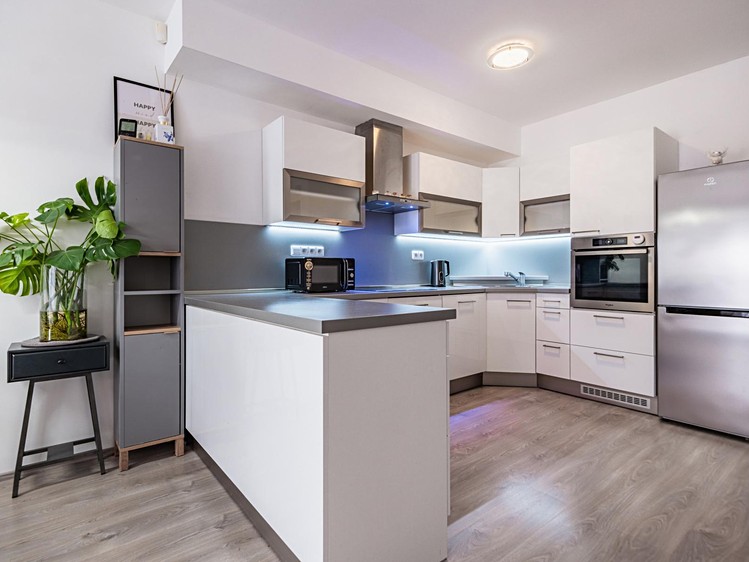 Prodej rodinného domu 137 m², pozemek 192 m² - foto 6