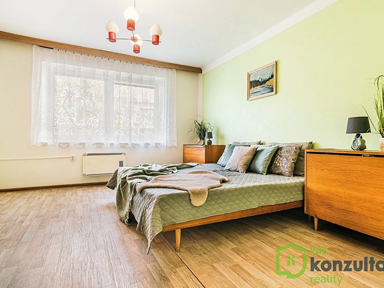 Prodej rodinného domu 111 m², pozemek 867 m² - foto 4
