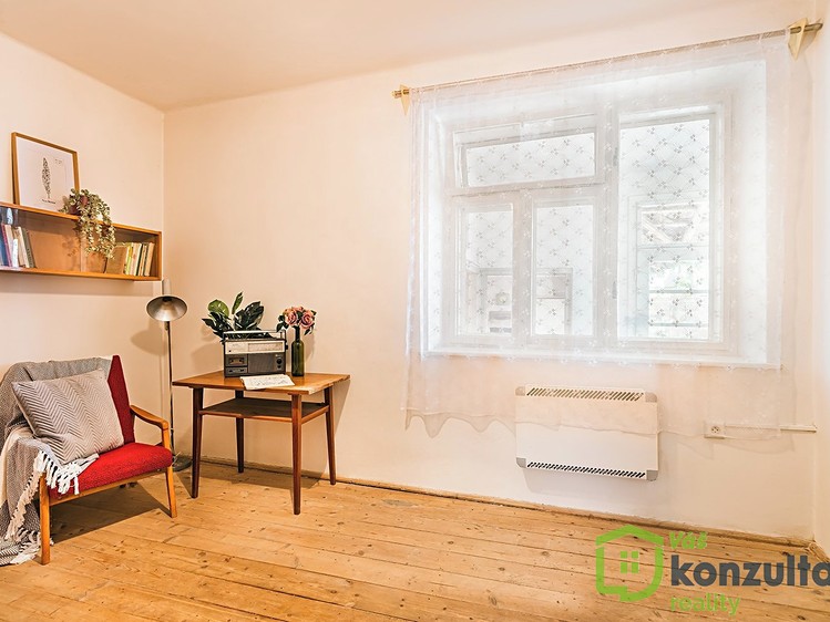 Prodej rodinného domu 111 m², pozemek 867 m² - foto 5