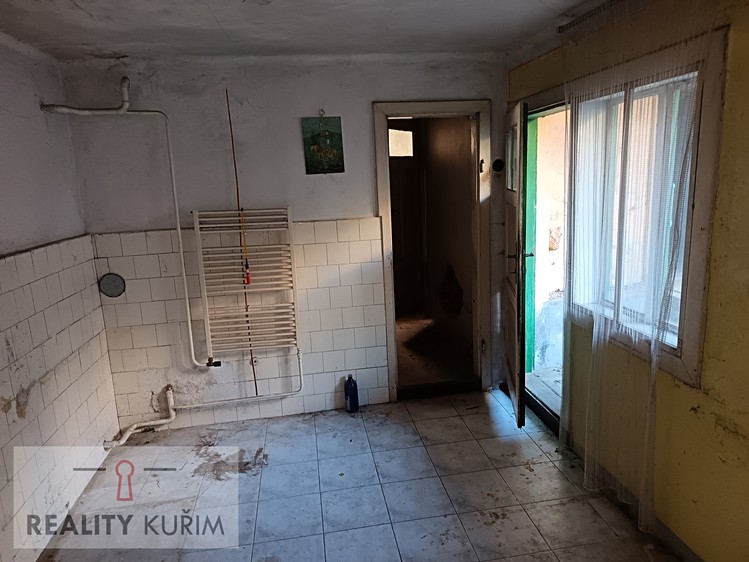 Prodej rodinného domu 130 m², pozemek 252 m² - foto 8
