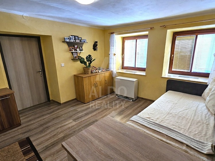 Prodej rodinného domu 87 m², pozemek 132 m² - foto 4