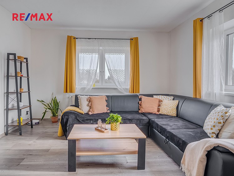 Prodej rodinného domu 175 m², pozemek 438 m² - foto 7